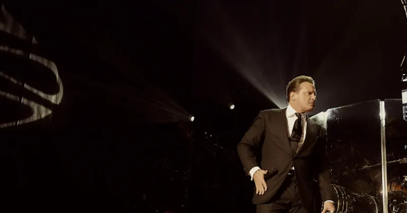 ¿Cuánto dinero tiene Luis Miguel? Así es la fortuna del cantante que regresará con un tour en 2027