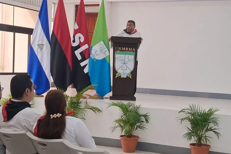 Nuevas generaciones conocen legado de Ricardo Morales Avilés