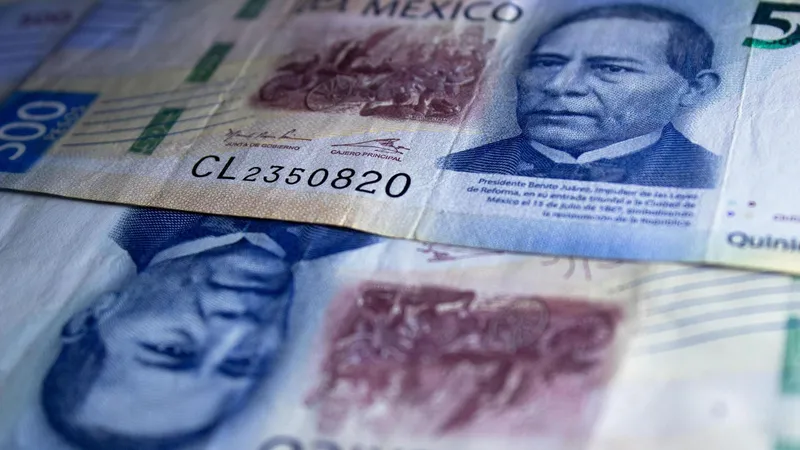 La corrupción le cuesta una fortuna a México: "Es un problema histórico que se ha germinado por años"