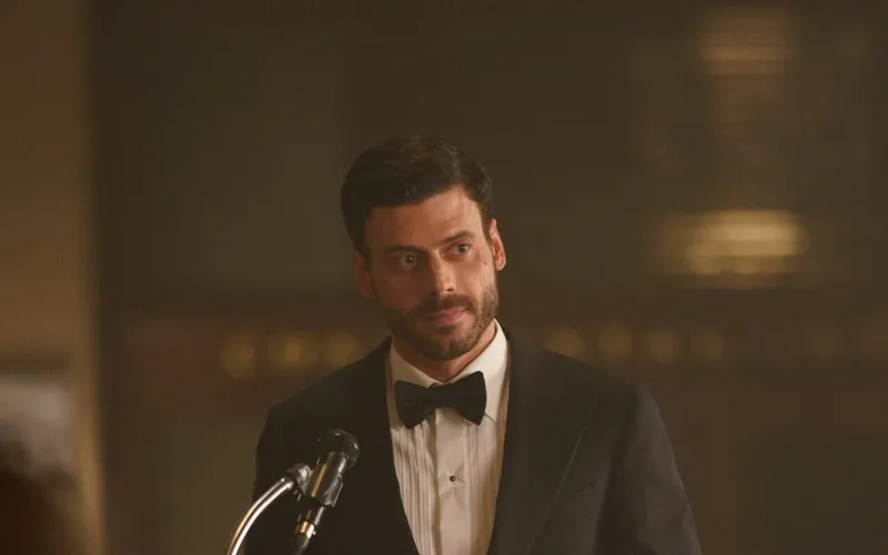 Triunfo histórico de 'Más que rivales' en la gala de cine y TV canadiense con 16 premios