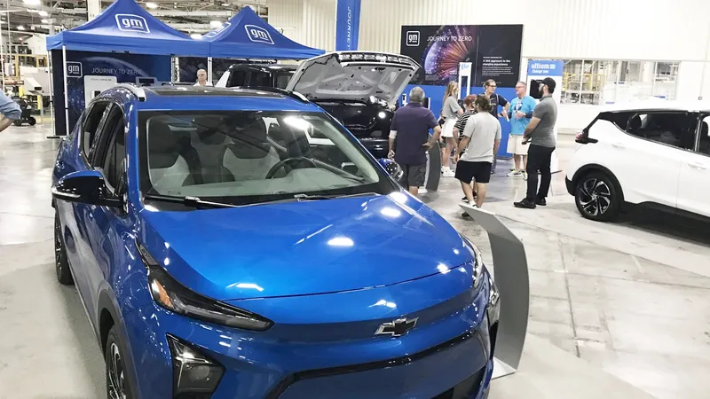 Después de 'dar la espalda' a los coches híbridos, ahora resulta que este fabricante norteamericano los necesita más que nunca