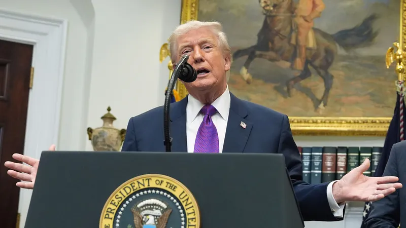 Trump afirma que el conflicto entre EE.UU e Irán avanza “muy bien”