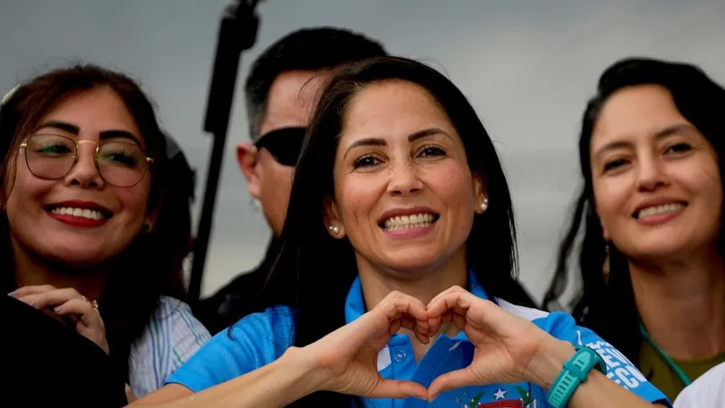Revolución Ciudadana denuncia la detención de la excandidata presidencial ecuatoriana González