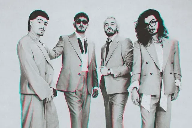 Morat lleva clásico de Los Bukis ‘Tu Cárcel’ al No. 1 de la lista Latin Airplay