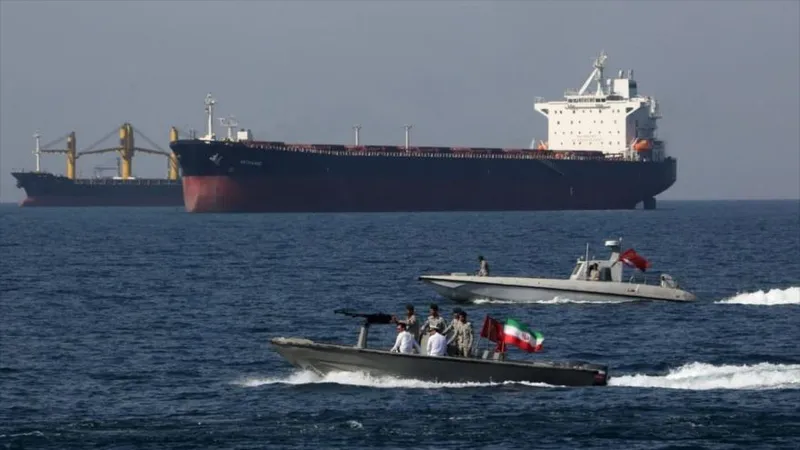 Nikkei: EEUU fracasó en reabrir Ormuz; Irán refuerza su control sobre paso