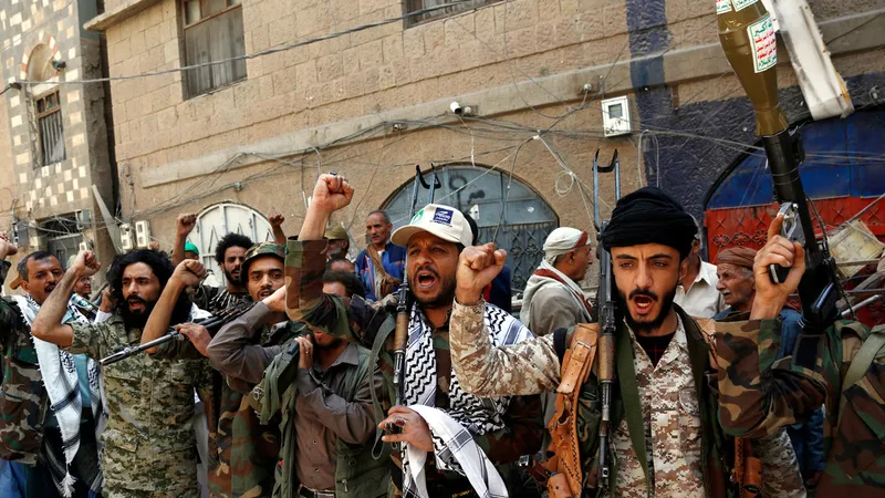 Hutíes dicen que establecen control sobre el estrecho de Bab el Mandeb: ¿por qué es importante?