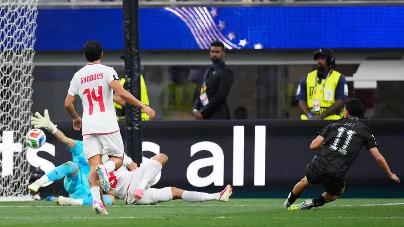 Irán y Nueva Zelanda empatan con el fútbol como protagonista