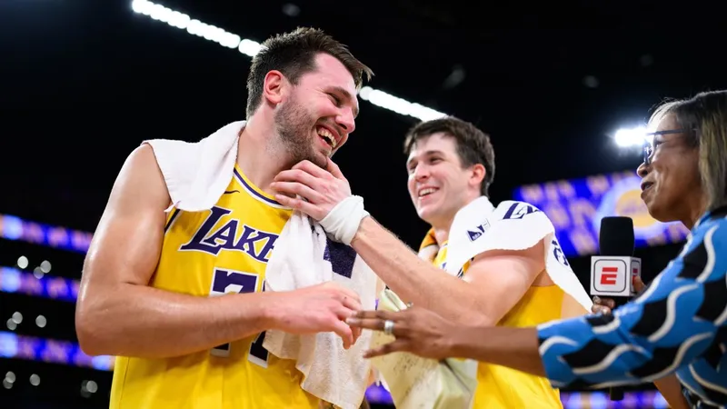 Doncic se lleva a los Lakers de vacaciones a Eslovenia