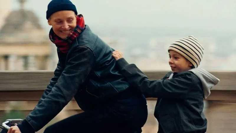 La lucha de una madre "contra un error judicial que la ha privado de su hijo": se estrena en cines 'Love Me Tender'