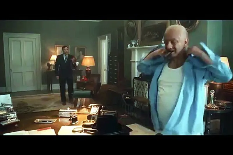 La nueva película bélica de Nicolas Cage desató una demanda de 105 millones de dólares. Ya está aquí el primer tráiler de 'Fortitude'