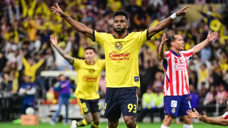 Miguel Borja se viste de héroe con una chilena de antología y le rescata el empate al América