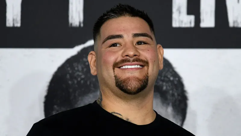 Andy Ruiz descarta el retiro tras sufrir estrepitosa derrota
