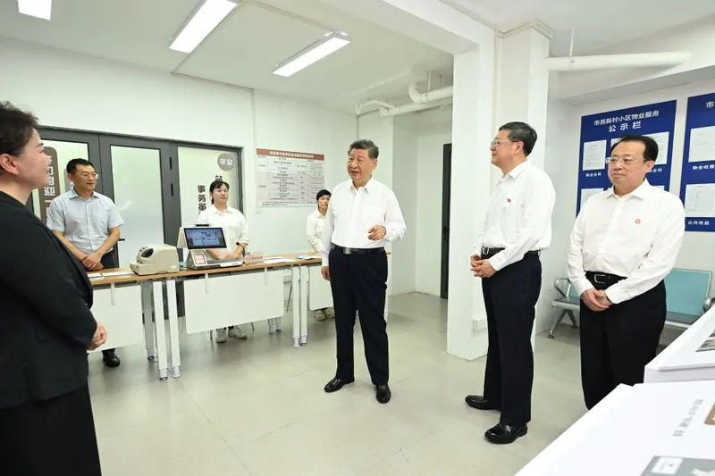 Xi hace hincapié en la renovación urbana de alta calidad en viaje de inspección a Shanghai