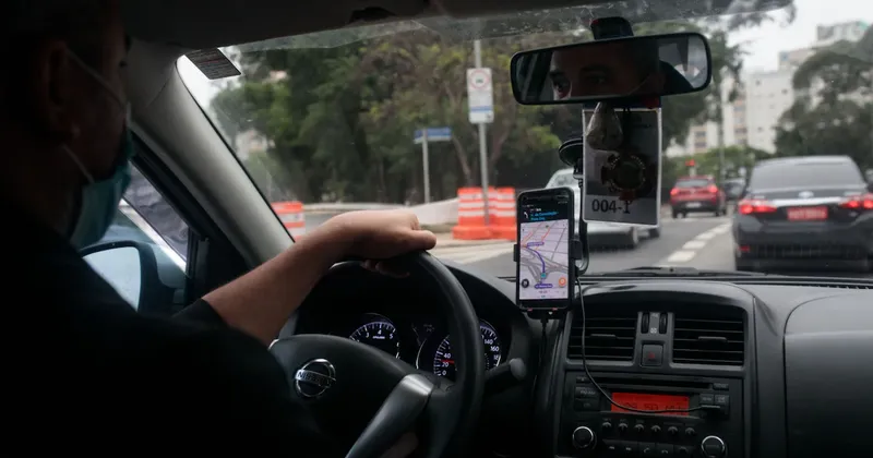 Trabajadores de Uber y DiDi alivian empleo formal en México ante demanda por Mundial 2026