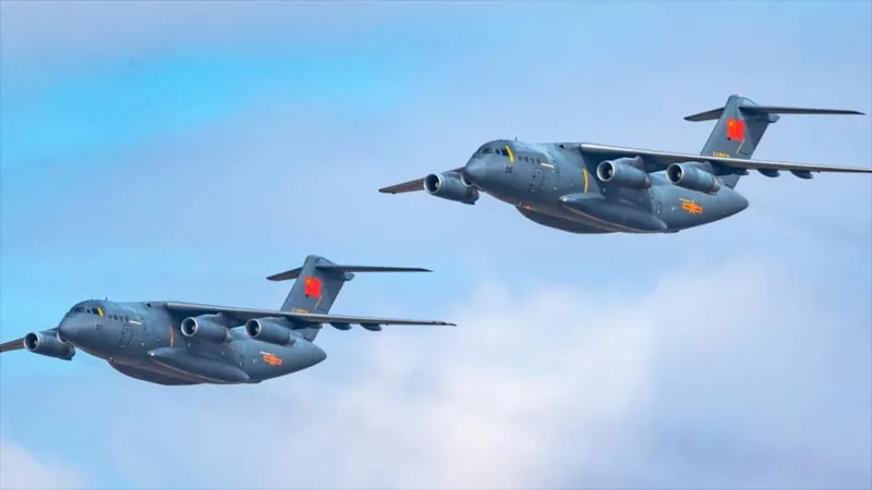 China adapta aviones militares de transporte a plataformas multifuncionales