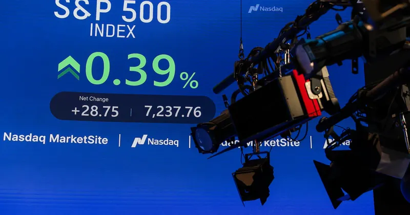 Aumento de ganancias empresariales impulsado por IA se extendería a todos los sectores del S&P 500