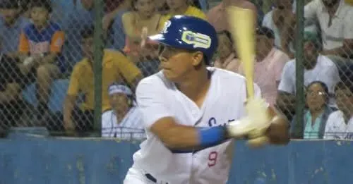 Rivas deja al borde de la eliminación al Bóer