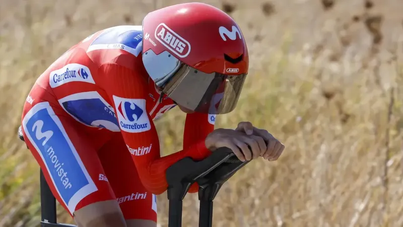 Mas supera con muy buena nota la crono ante Roglic y afianza su liderato en La Vuelta