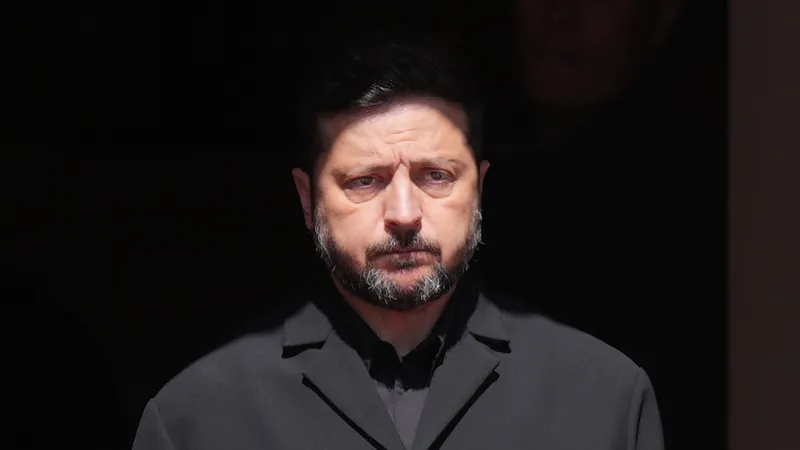 Zelenski desesperado, Patriots agotados y secretos militares: la crisis que acecha a Kiev