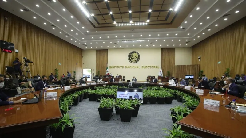 El órgano electoral de México está bajo escrutinio: "Se lastimó su credibilidad y confianza"