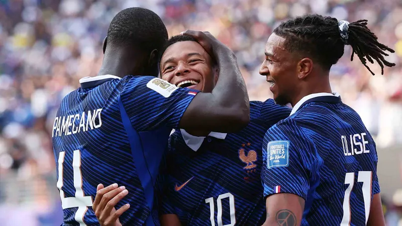 Francia no afloja, golea a Suecia y avanza a octavos de final