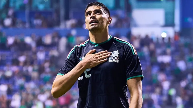 Sin ‘Memo’ Ochoa, pero con ‘Memote’ Martínez, México va contra Chequia