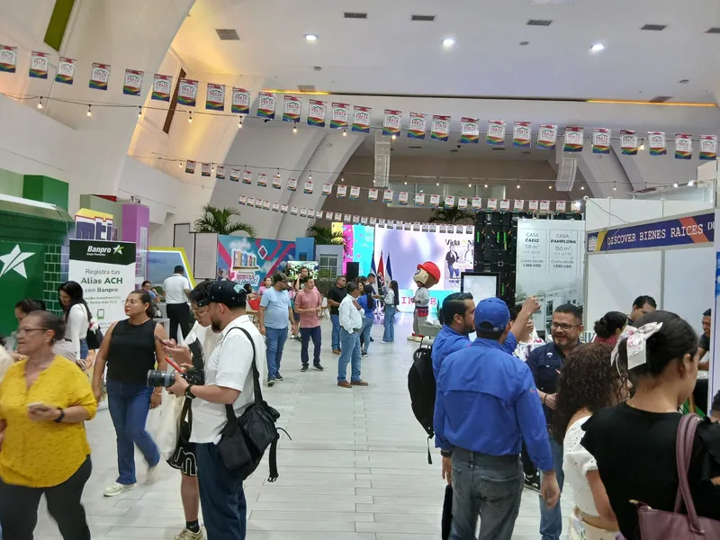 Más de 15 mil personas asistieron a la VIII Feria de la Vivienda, donde se preaprobaron cientos de créditos