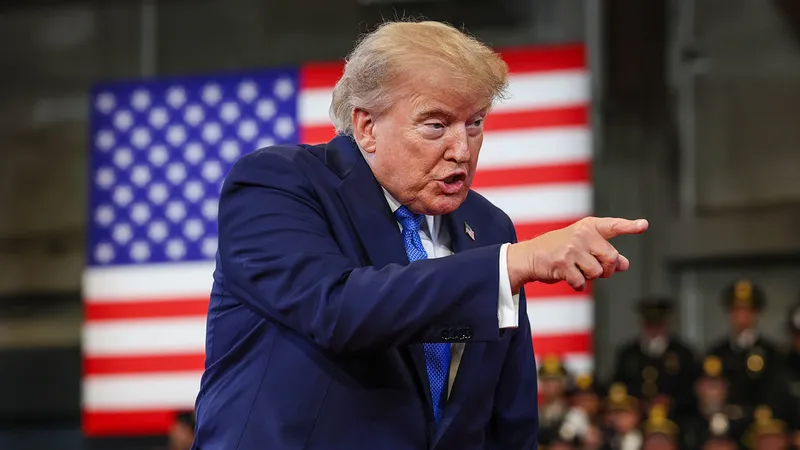 “¡No necesitamos a Canadá, ellos nos necesitan a nosotros!”: Trump sube apuestas en su guerra arancelaria
