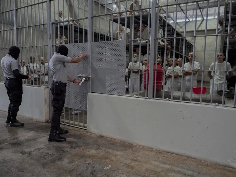 Amnistía Internacional alerta de posibles crímenes de lesa humanidad en El Salvador