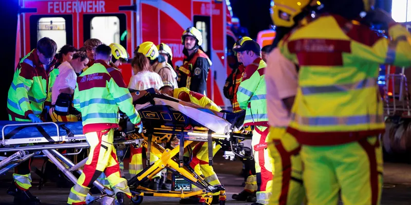 Tragedia en Berlín: vehículo arrolla marcha del Orgullo y deja una muerta y 29...