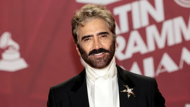 Alejandro Fernández dedica emotivo mensaje a Yolanda Andrade en medio de su lucha contra la ELA: 'Te tengo muy presente'