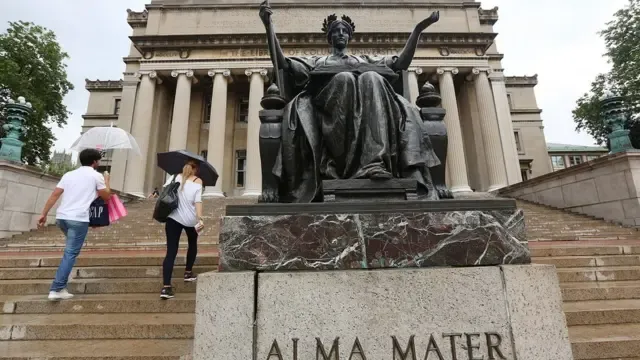 Universidad en EEUU pagará casi 100 millones de dólares a exestudiantes por abusos sexuales