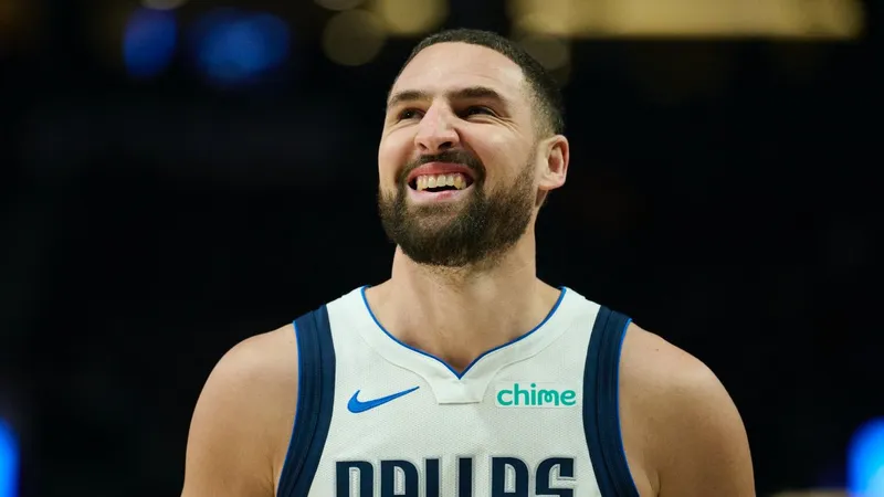 Klay Thompson, muy cerca de los Lakers