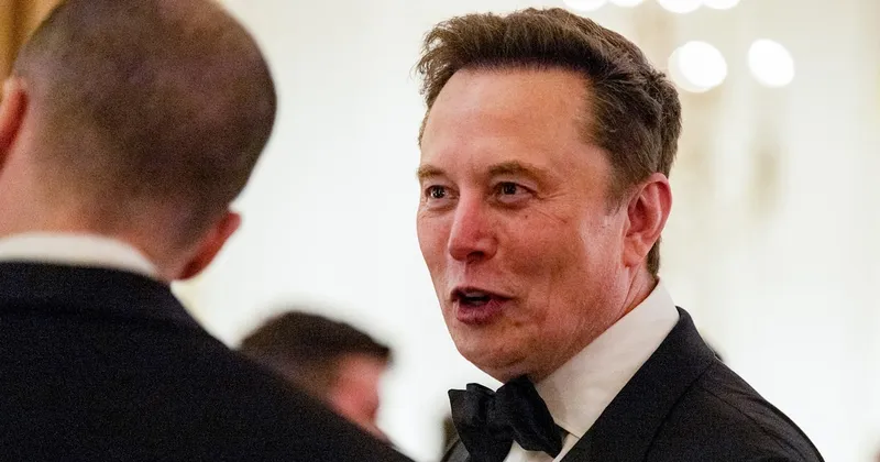¿Por qué Elon Musk decidió vivir en una caravana al lado de un centro de datos?