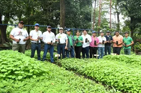 MARENA inspecciona viveros forestales en Chinandega y León