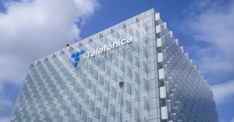 Telefónica evalúa préstamo al comprador de su filial en México