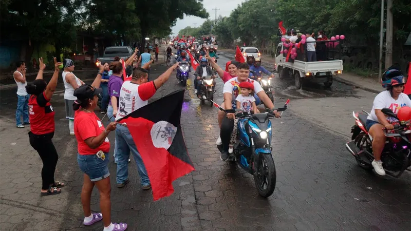 Distrito VI de Managua vive una multitudinaria diana por el 47 aniversario del Triunfo de la Revolución