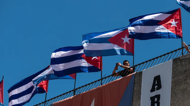 Cuba alerta sobre la escalada militar y lanza críticas a EE. UU.