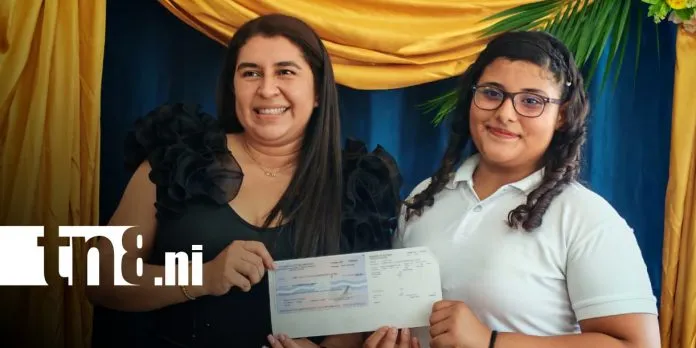 Gobierno entrega Bono del Maestro a miles de docentes en toda Nicaragua