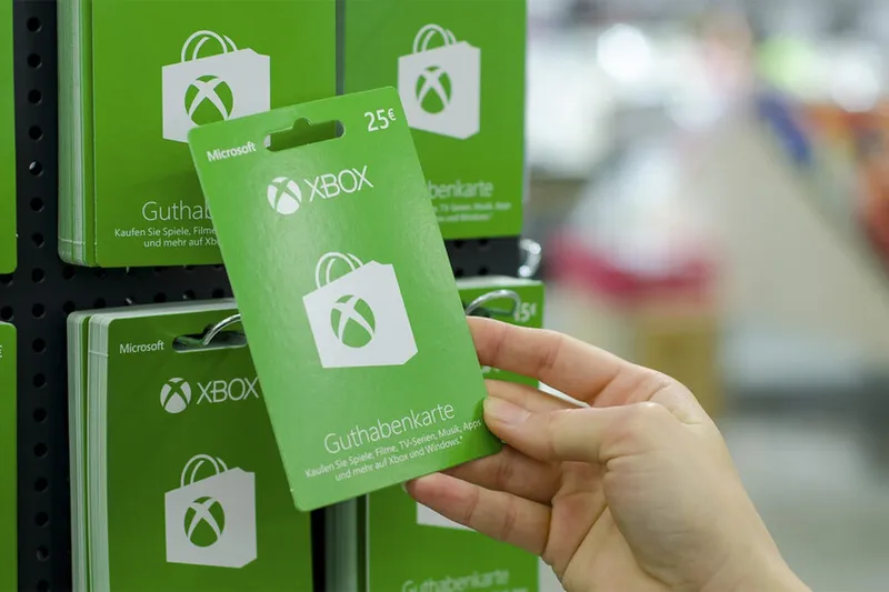 La increíble historia del empleado de Microsoft que amasó una fortuna de más de 10 millones de dólares robando tarjetas regalo de Xbox