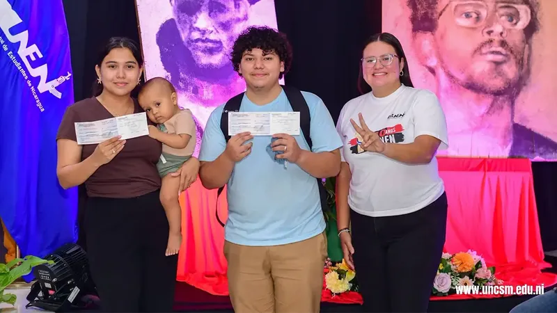 Becas Pueblo Presidente impulsan los sueños profesionales de Regina y Andrés Gaitán