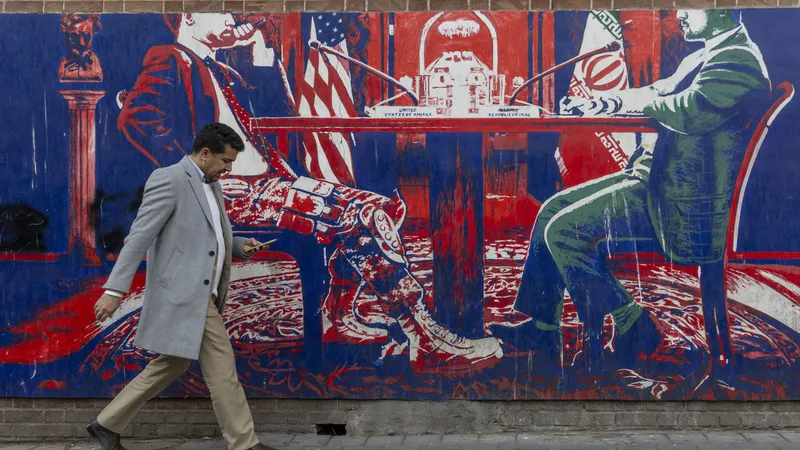 "Ciclo falso e inútil de mentiras": Irán estalla contra EE.UU. y lanza un ultimátum petrolero