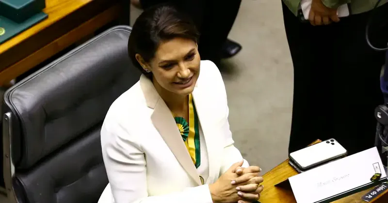 Exprimera dama Michelle Bolsonaro es elegida senadora en el Distrito Federal de Brasil