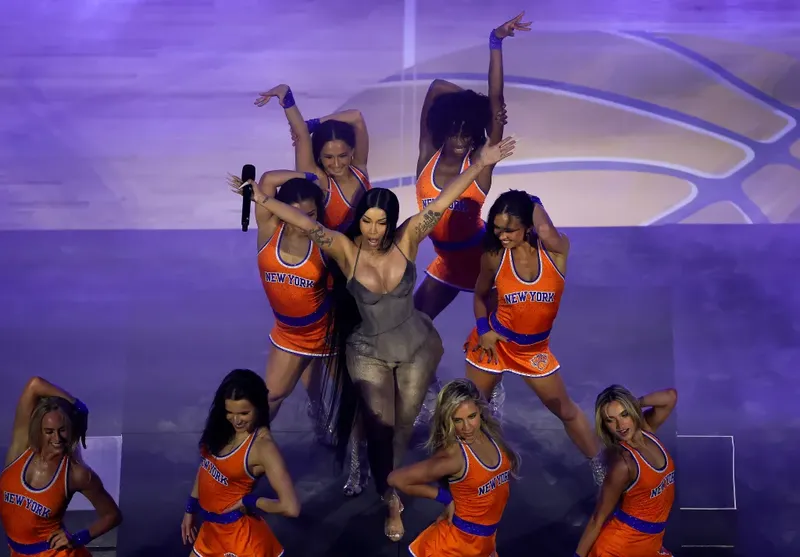 Cardi B trae ‘Bodega Baddie’ y ‘Bodak Yellow’ a show de medio tiempo de Finales de la NBA