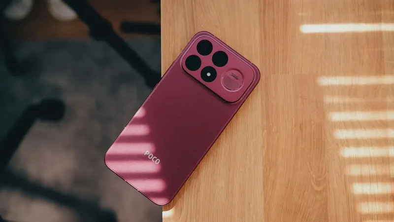 ¿Es real el POCO F9 y su batería de 10.000 mAh? Xiaomi da pistas sobre su posible llegada