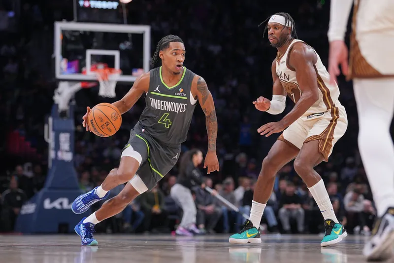 Buddy Hield vuelve a hacer las maletas