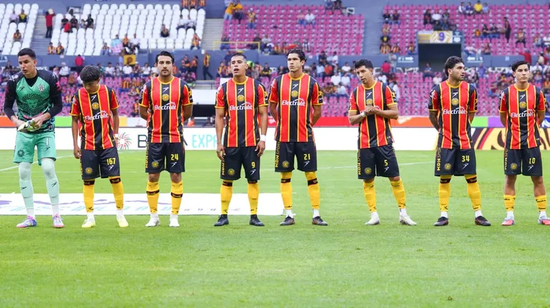 La Federación Mexicana de Fútbol suda frío con la embestida de la Liga de Expansión