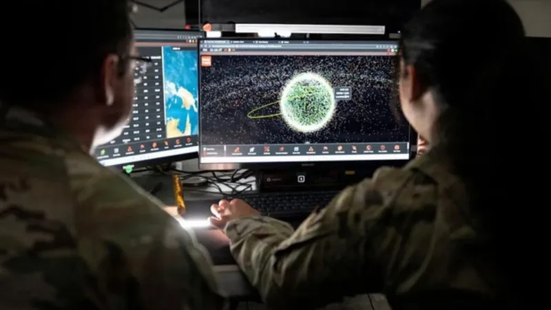 Estados Unidos llevaba décadas evitando decir si tenía armas en órbita. Ahora lo reconoció por primera vez: la Space Force ya opera sistemas de “control espacial” y nadie fuera del Pentágono sabe exactamente qué pueden hacer