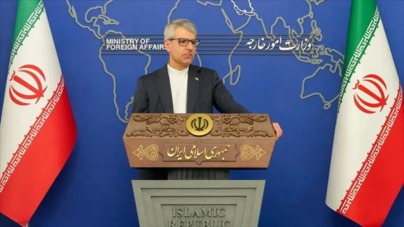 Irán y Omán mantienen diálogo sobre Ormuz; el tránsito sigue sin cambios