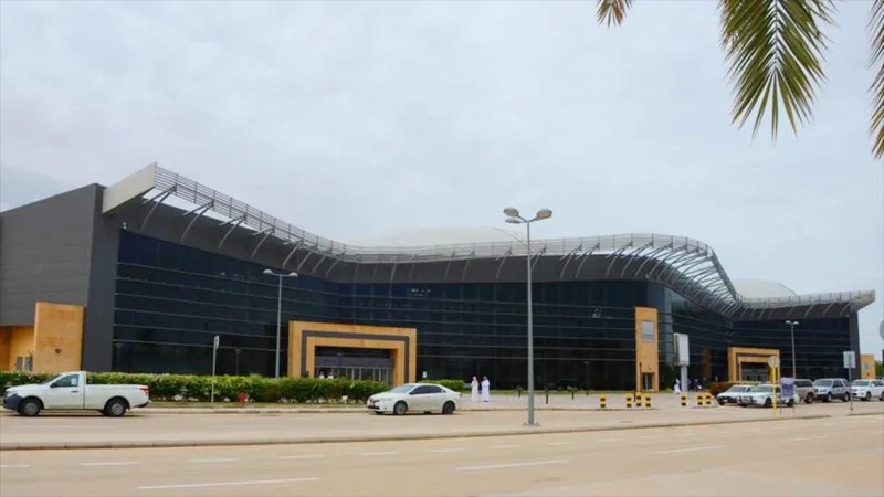 Yemen ataca un objetivo estratégico saudí en el aeropuerto de Nayran
